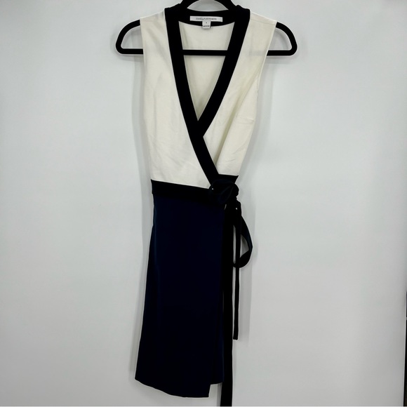 Diane von Furstenberg DVF Gracie Bow Wrap Mini Dress Sleeveless Color Block 6 - Picture 3 of 9